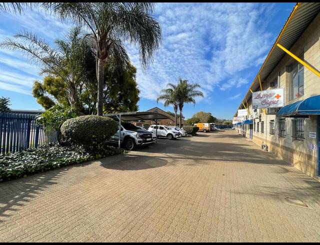INDUSTRIAL PROPERTY TO RENT IN HENNOPSPARK